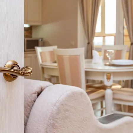 Roomer 2 Апартаменты